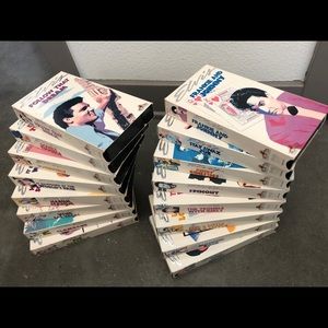 Lots of 16 Elvis Presley collectors VHS tapes
